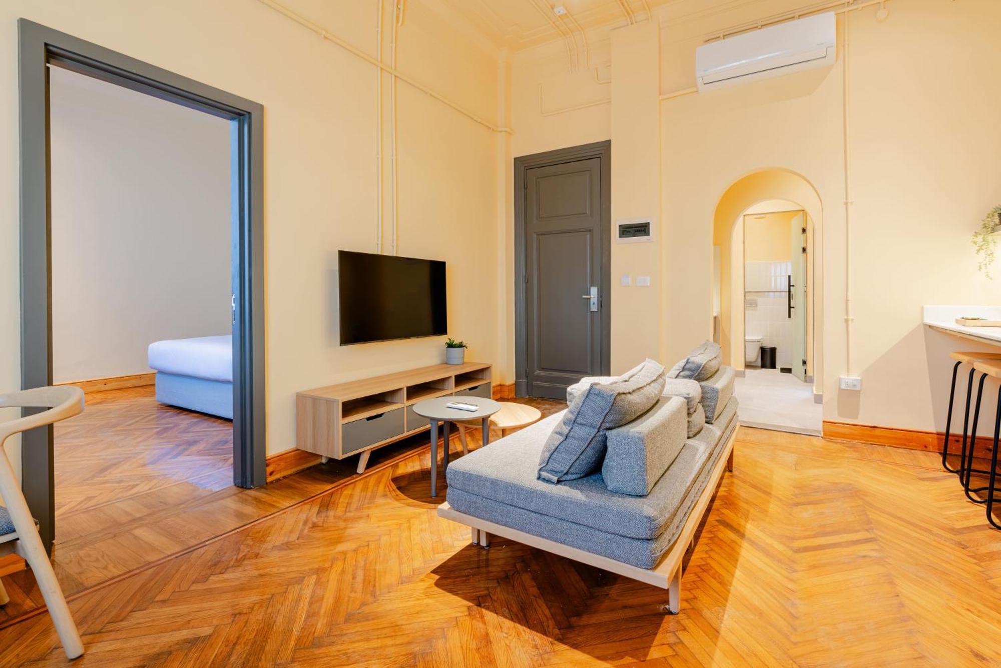 Grey L Studio Apartments Downtown Alexandria Menasce House Exterior foto